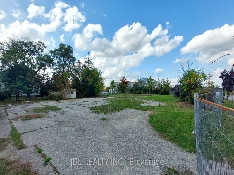 0 Melbourne Dr, Richmond Hill, Ontario L4S 2V3,N7200676