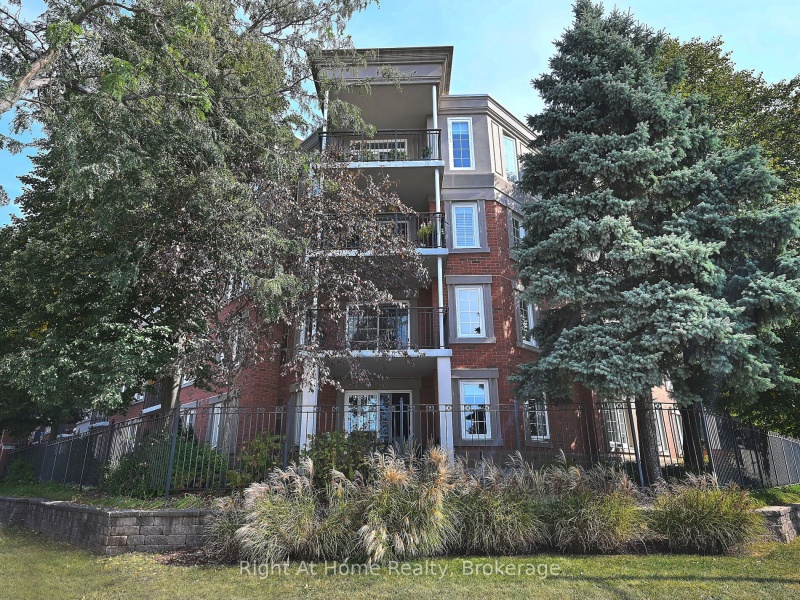 2301 Parkhaven Blvd, Oakville, Ontario L6H 6V6,W9359820