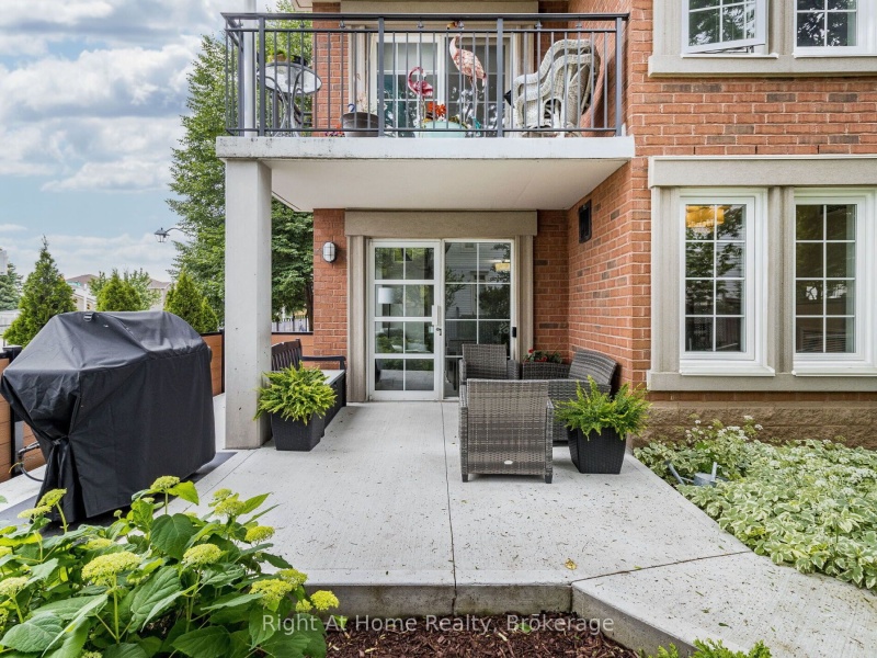 2301 Parkhaven Blvd, Oakville, Ontario L6H 6V6,W9359820