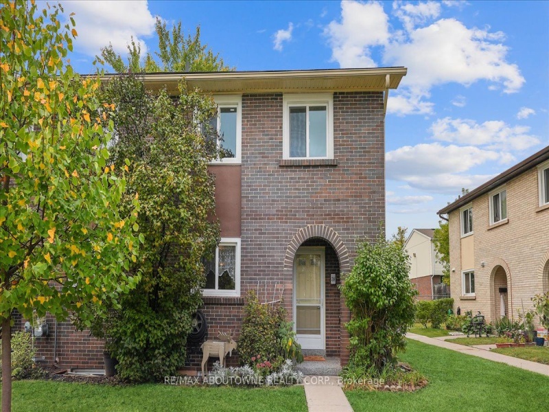 43 Nadia Pl, Oakville, Ontario L6H 1K1,W9365773