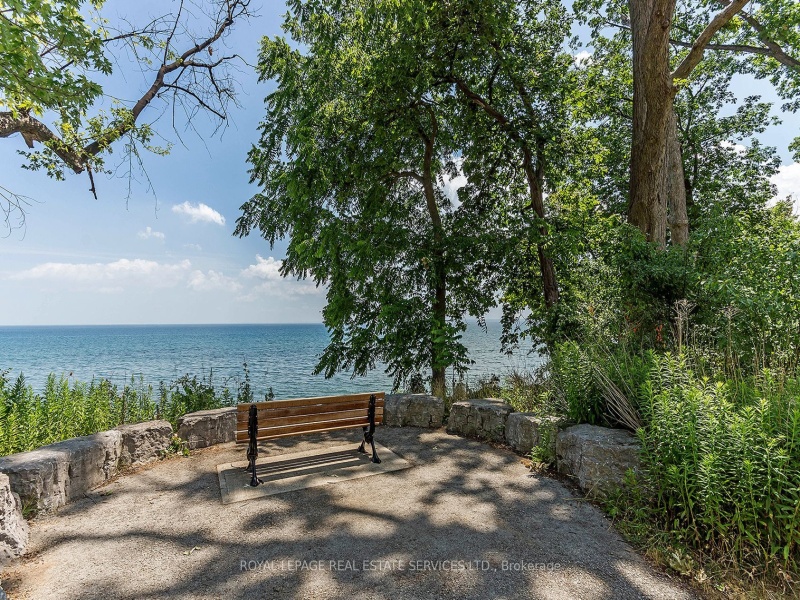 3500 Lakeshore Rd, Oakville, Ontario L6L 0B4,W9369620