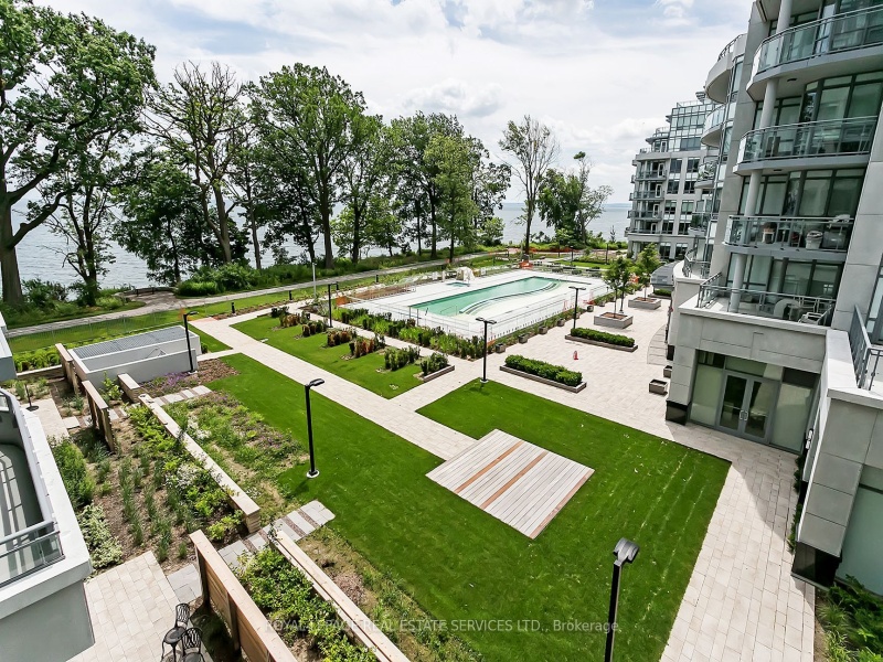 3500 Lakeshore Rd, Oakville, Ontario L6L 0B4,W9369620