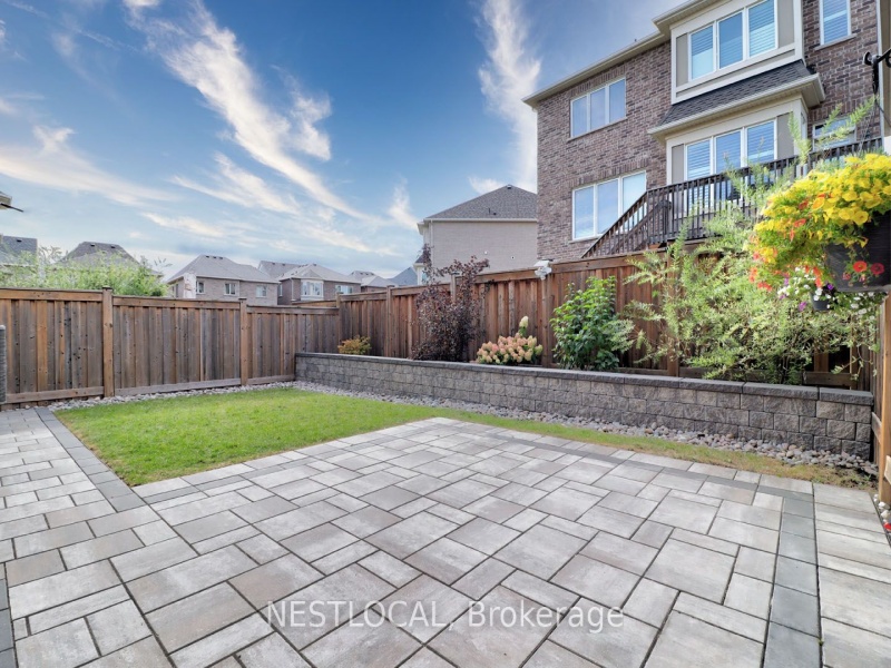 173 Sixteen Mile Dr, Oakville, Ontario L6M 0T7,W9364075