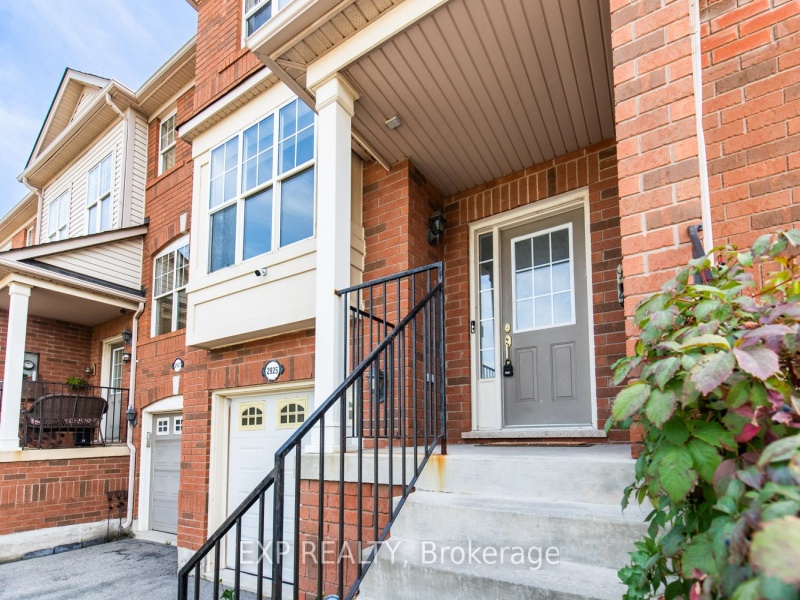 2925 Garnethill Way, Oakville, Ontario L6M 5E9,W9364038