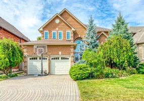 1245 Bowman Dr, Oakville, Ontario L6M 3J5,W9361903