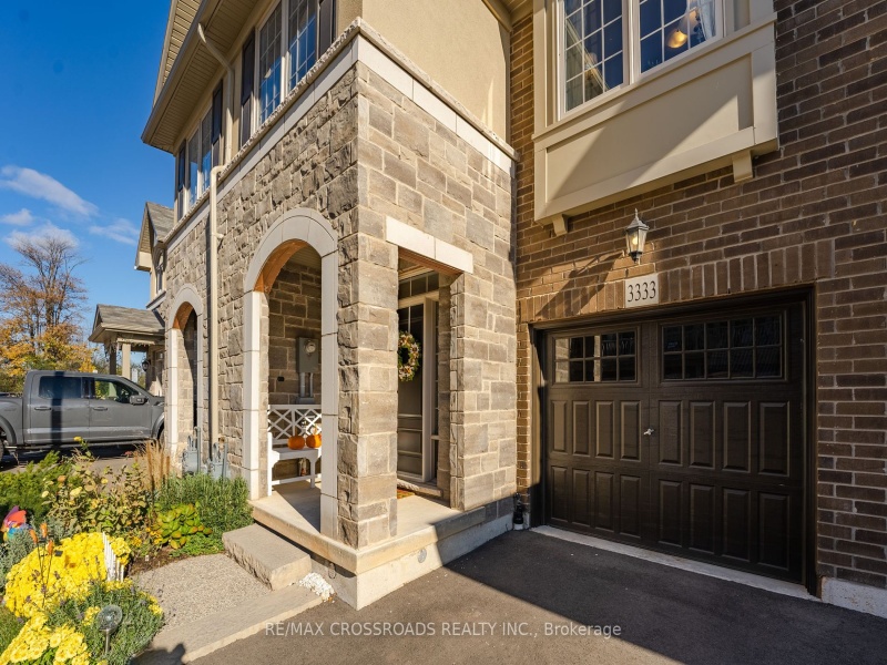 3333 Mockingbird Common, Oakville, Ontario L6H 0X1,W9345890