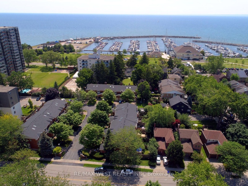 2365 Marine Dr, Oakville, Ontario L6L 1C5,W9371447