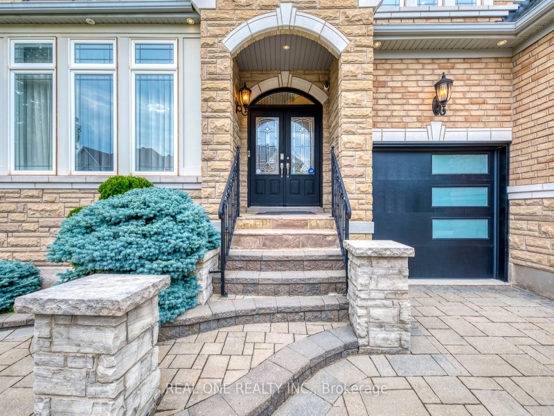 2316 Delnice Dr, Oakville, Ontario L6H 0A9,W9370584