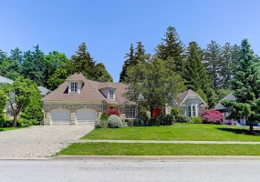 95 Bel Air Dr, Oakville, Ontario L6J 7N1,W9370581