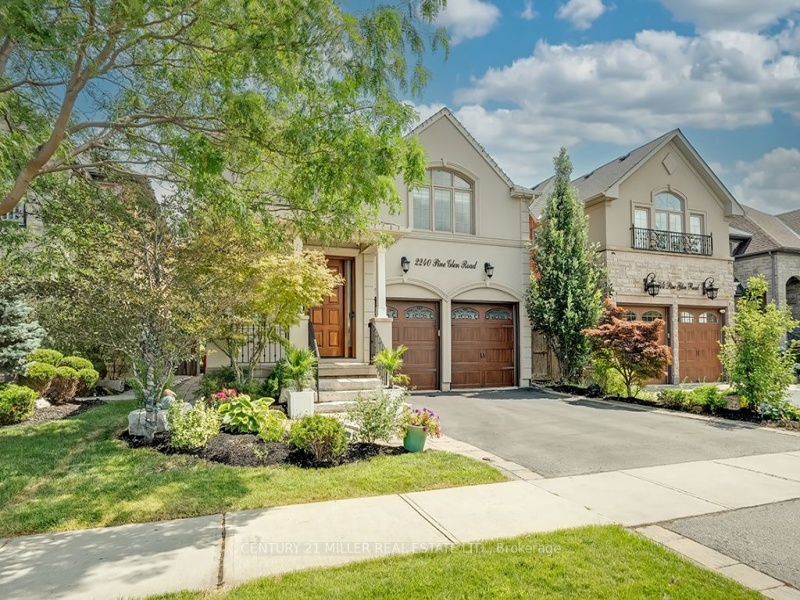 2240 Pine Glen Rd, Oakville, Ontario L6M 0G5,W9369144