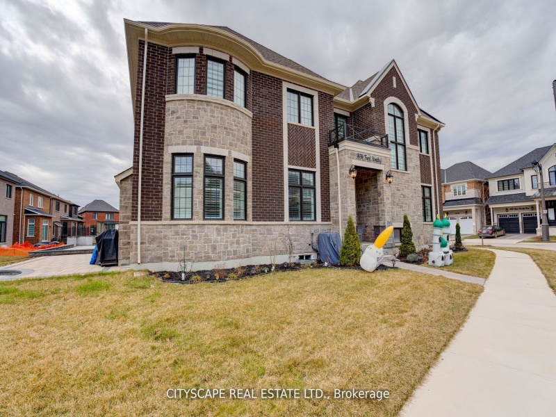 1459 Ford Strathy Cres, Oakville, Ontario L6H 3W9,W9364869