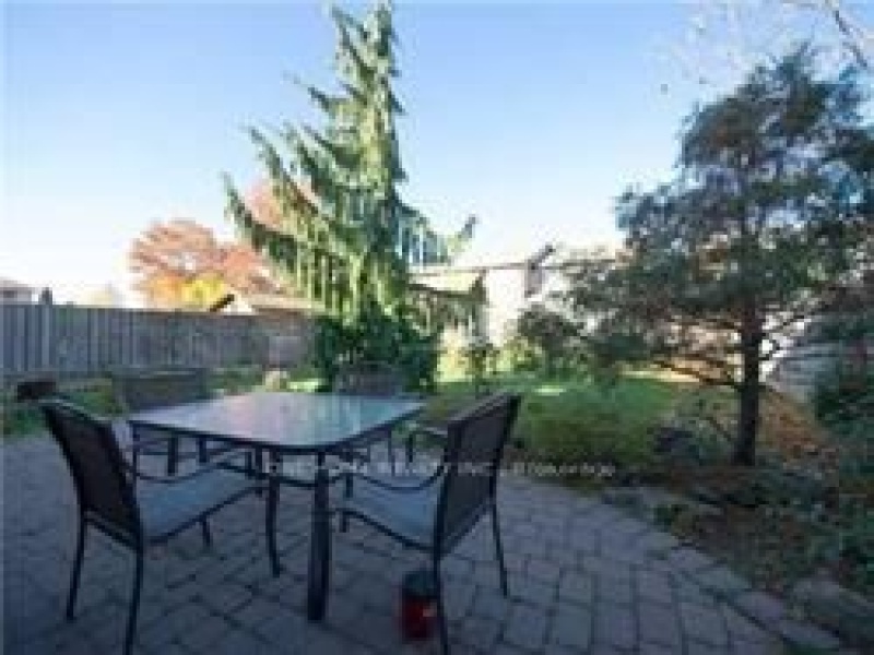 251 O'donoghue Ave, Oakville, Ontario L6H 3W5,W9364596