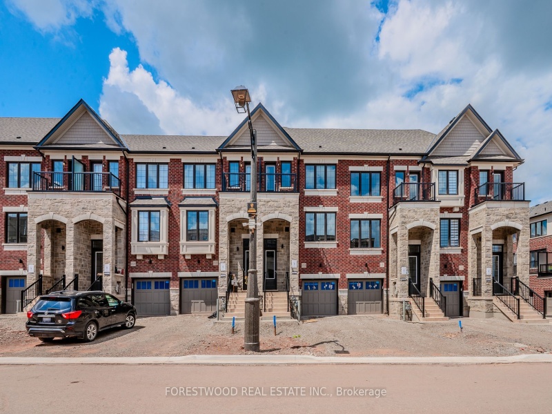 1325 Kaniv St, Oakville, Ontario L6M 5R3,W9365468