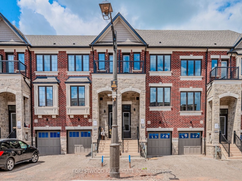 1325 Kaniv St, Oakville, Ontario L6M 5R3,W9365468