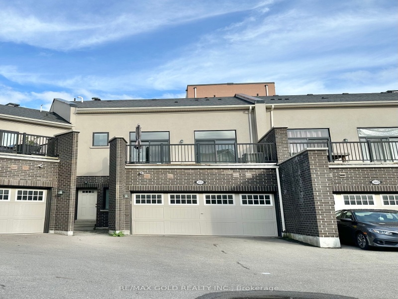 3026 Preserve Dr, Oakville, Ontario L6M 0T9,W9366147