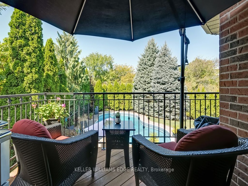 1407 Bayshire Dr, Oakville, Ontario L6H 6E8,W9366096