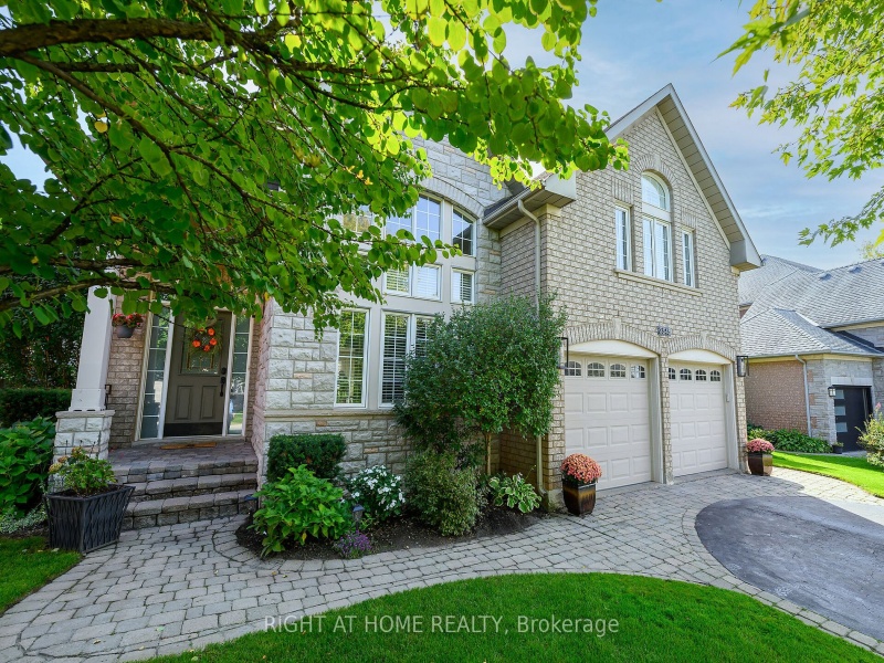 2345 Carpenters Circ, Oakville, Ontario L6M 3C7,W9375168