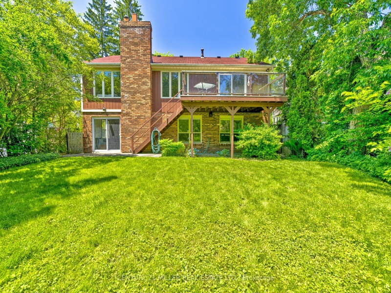 400 RANDALL St, Oakville, Ontario L6J 6G1,W9374734