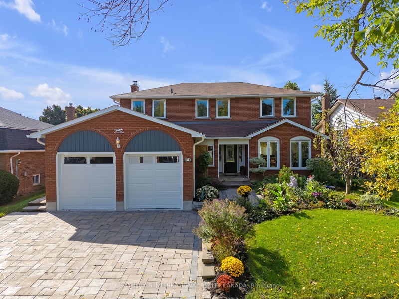 316 Pinegrove Rd, Oakville, Ontario L6K 3R1,W9374905