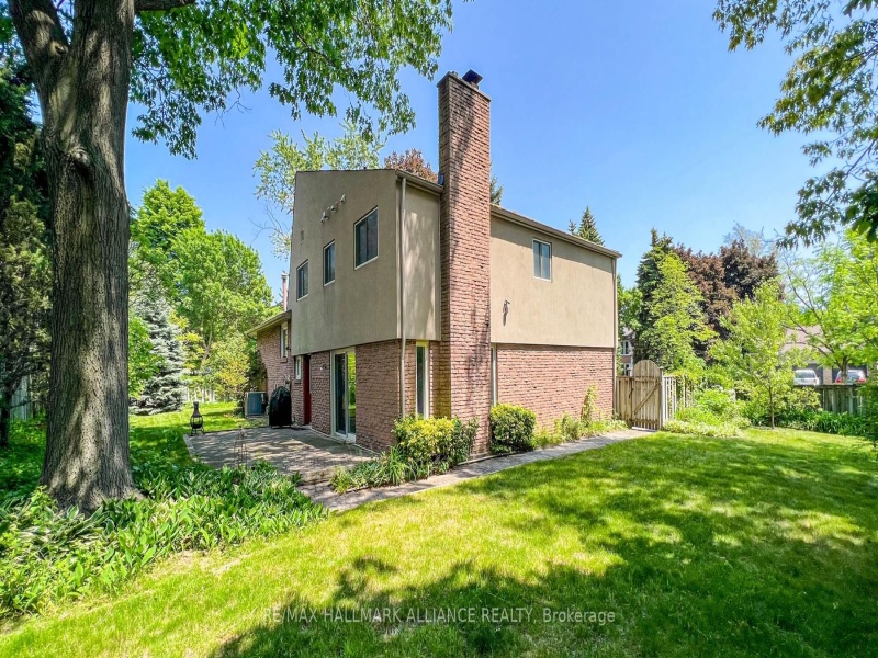 2257 Devon Rd, Oakville, Ontario L6J 5Z8,W9373384