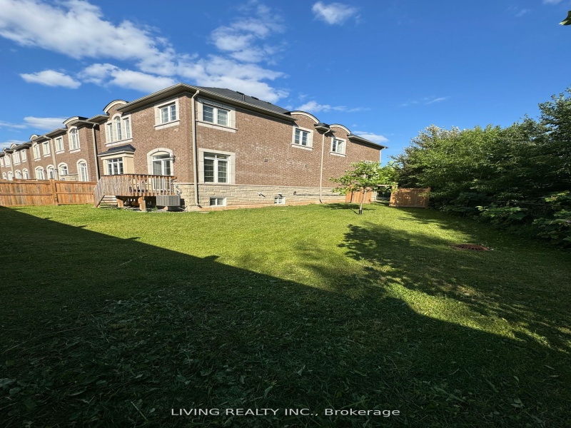 3033 Rivertrail Common, Oakville, Ontario L6M 0Z1,W9373323